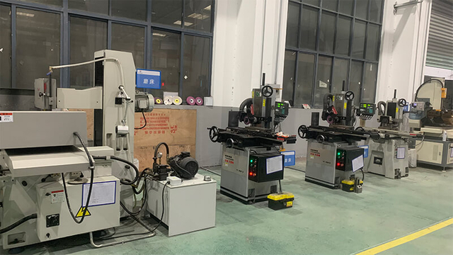 Precision-Mold-Manufacturing-(8)